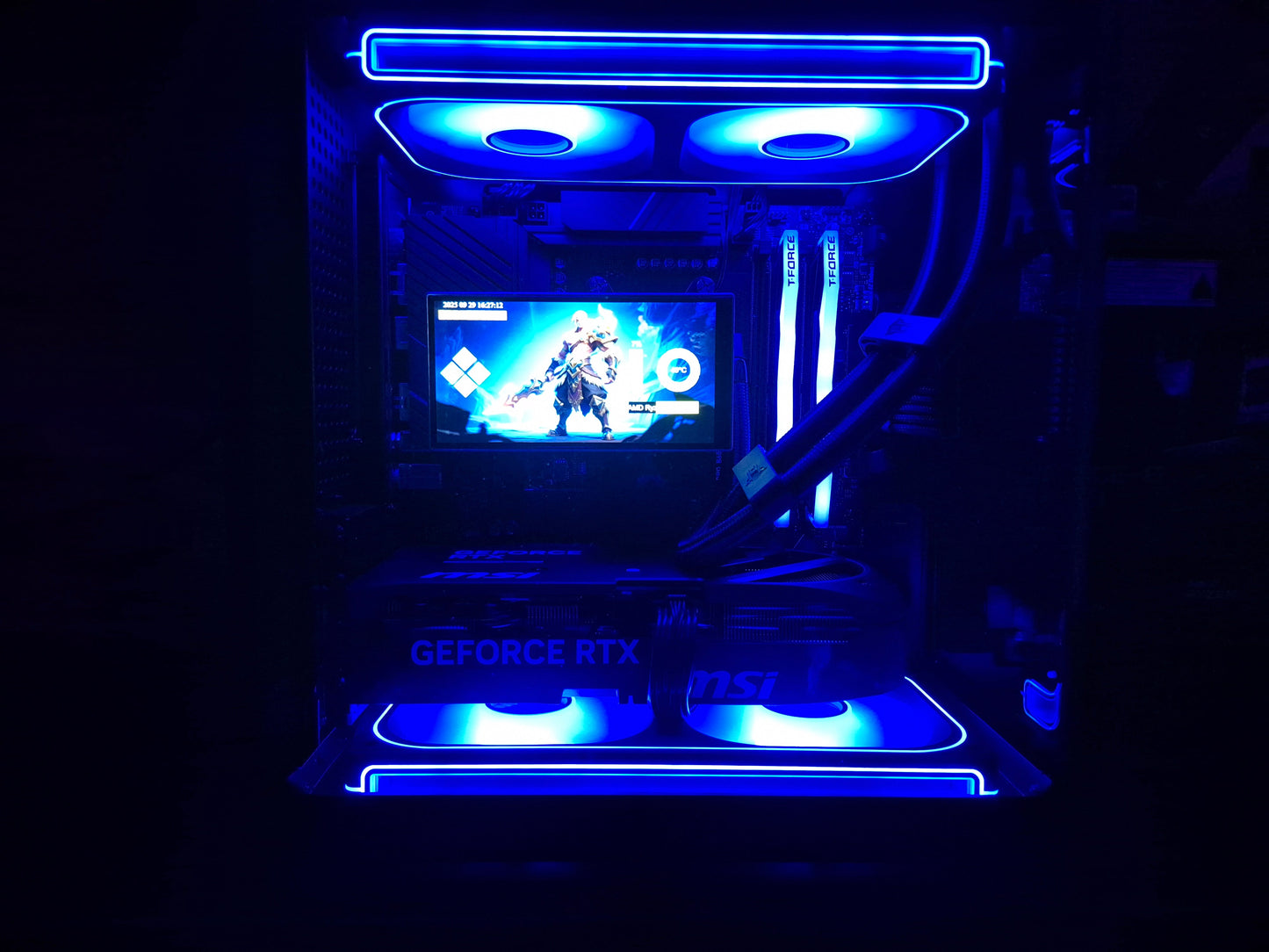 TK-1 - Ryzen 7 7700X - RTX 5070