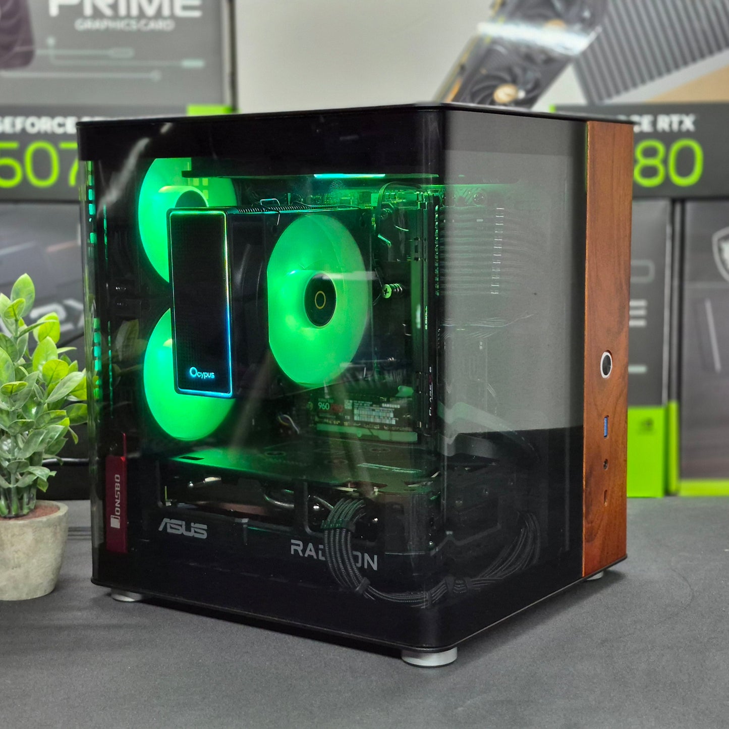 VITRUVIUS - 9600X + 9060 XT 16gb